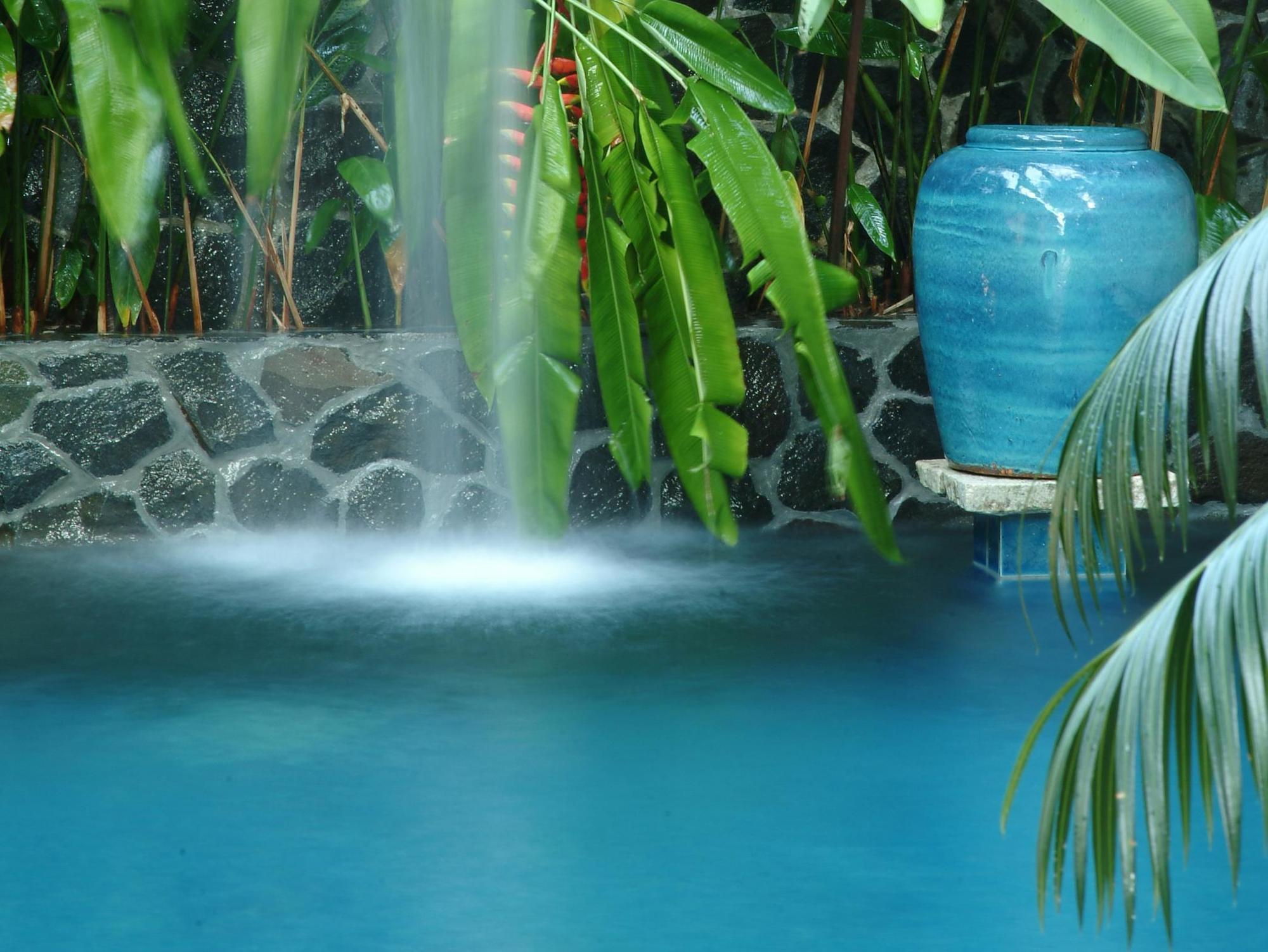 Tempat Senang Spa Resort & Restaurant Sekupang Exteriör bild